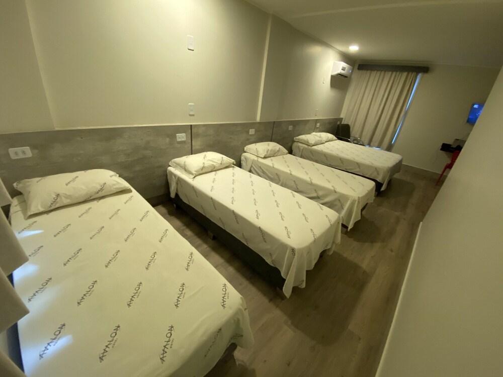 Hotel Avalon Econômico Maringá