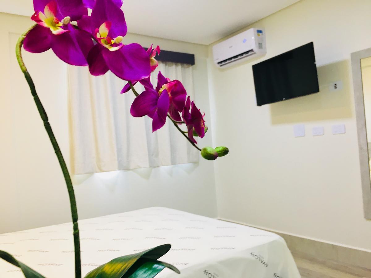 Avalon Econômico Hotel