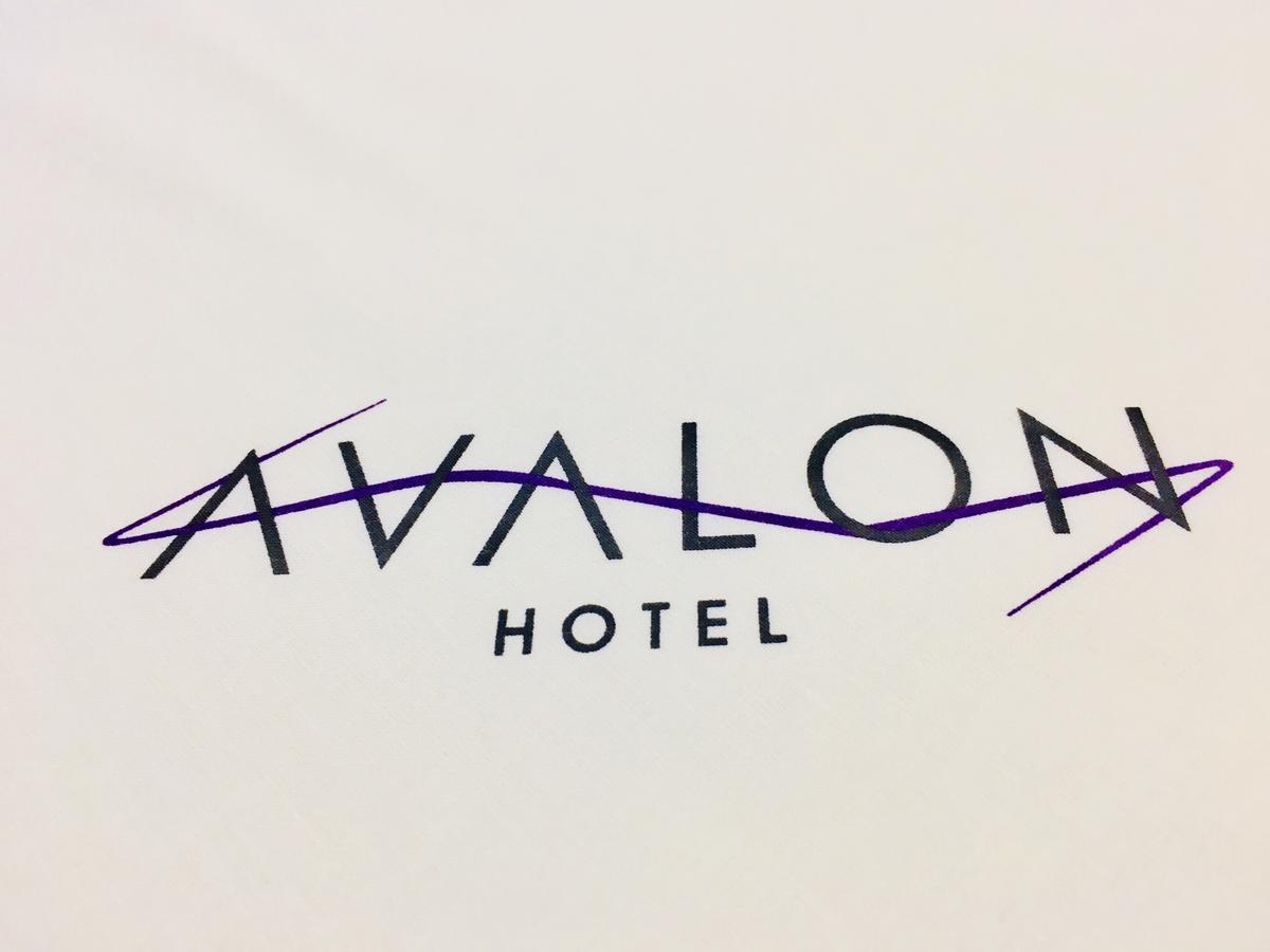 Avalon Econômico 3*