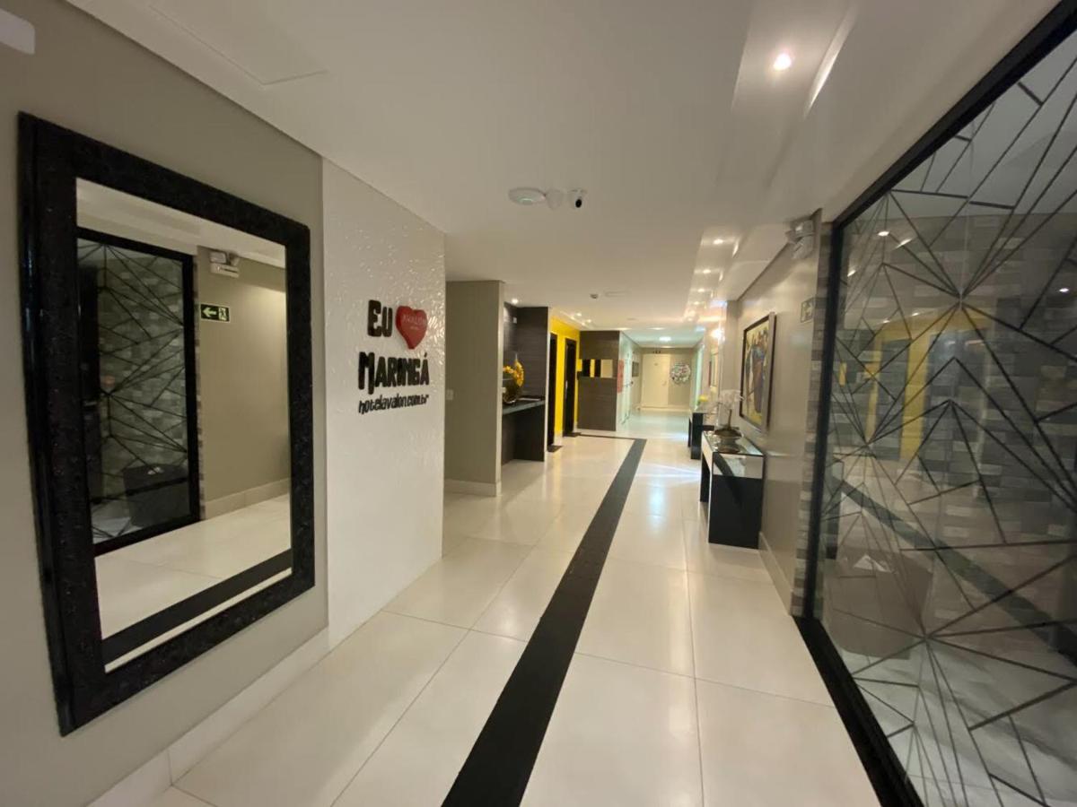 Avalon Econômico 3*